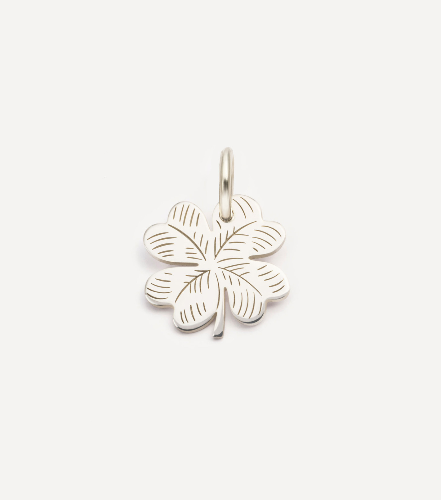 Clover Pendant in Silver