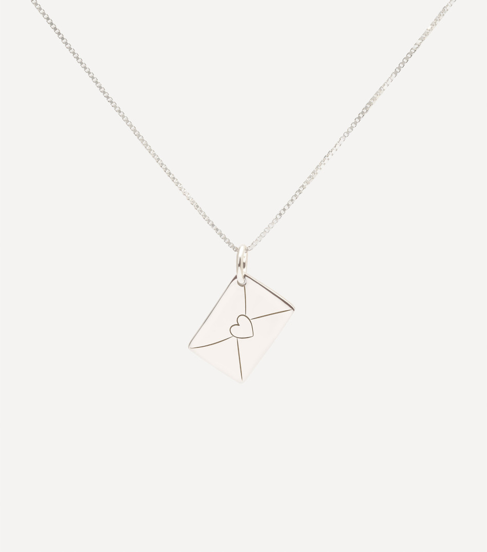 Srebrny łańcuszek z zawieszką personalizowaną