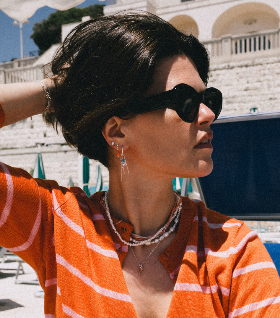 Srebrny choker z kamieniami